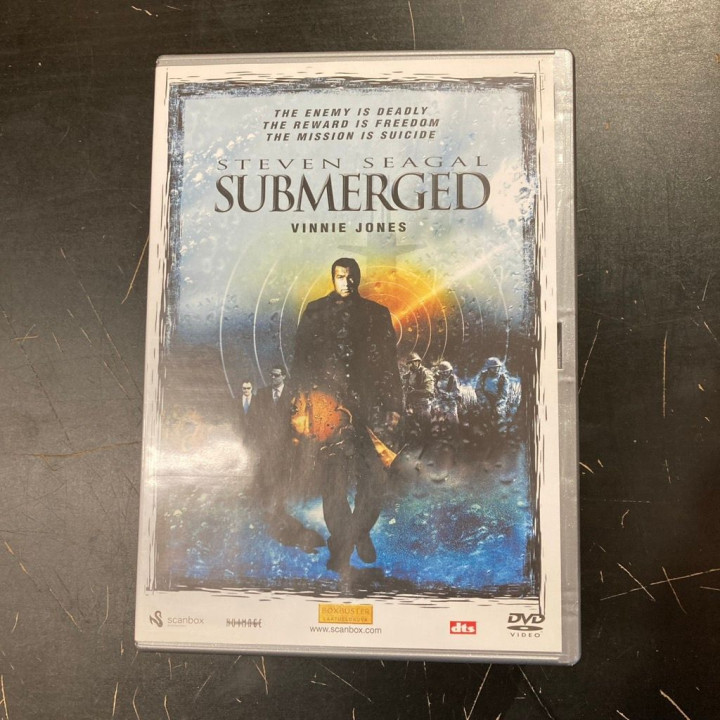 Submerged DVD (VG+/M-) -toiminta-